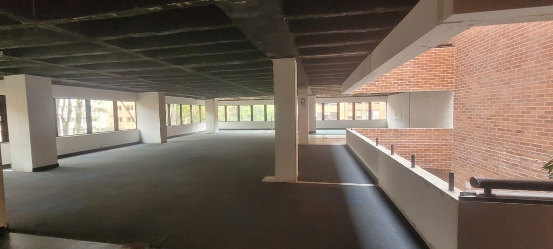 Edificio en arriendo en Chico norte, Bogotá - Miniatura 14
