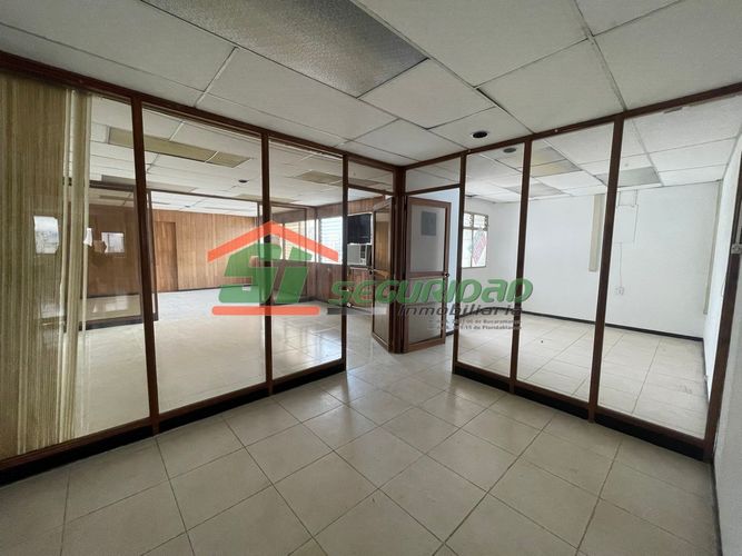 Oficina en venta en Centro, Bucaramanga - Miniatura 2