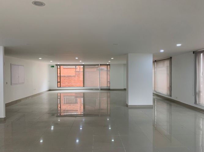 Oficina en  Arriendo en El nogal, Bogotá - Miniatura 2