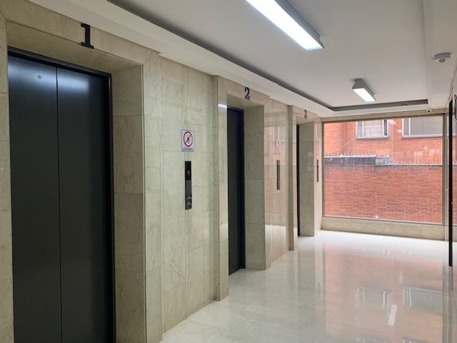 Oficina en  Arriendo en El nogal, Bogotá - Miniatura 4