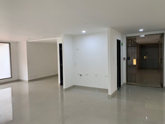 Oficina en  Arriendo en El nogal, Bogotá - Miniatura 3