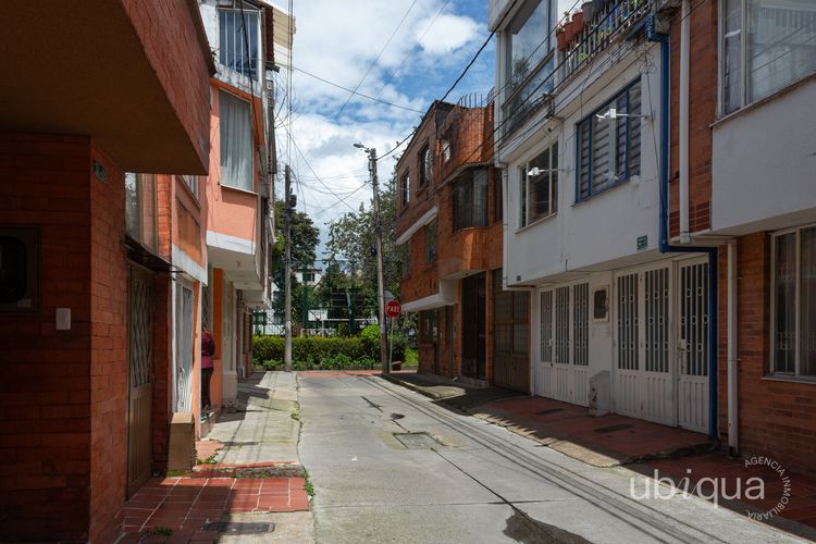 Edificio en  Venta en Suba, Bogotá - Imagen 1