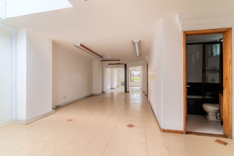 Edificio en  Venta en Santa bibiana, Bogotá - Miniatura 3