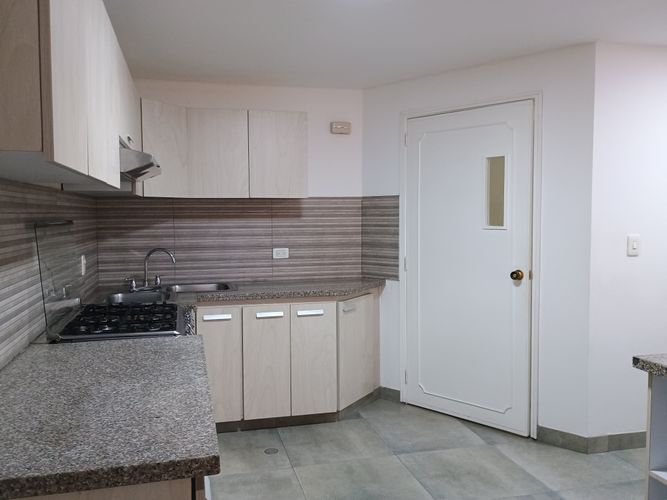 Apartamento en  Venta en Santa barbara central, Bogotá - Miniatura 3