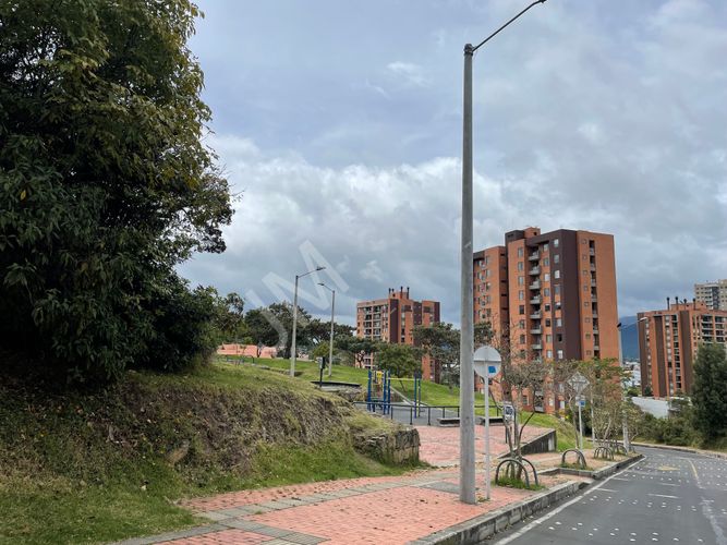 Apartamento en  Venta en Altos de la colina, Bogotá - Miniatura 4