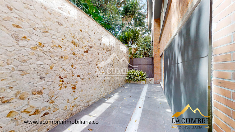 Casa en  Arriendo en El Poblado, Medellín - Miniatura 9