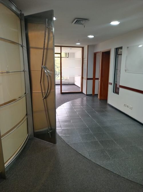 Oficina en  Arriendo en Santa Ana Centro Comercial Boutique, Bogotá - Miniatura 14