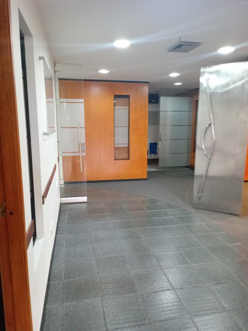 Oficina en  Arriendo en Santa Ana Centro Comercial Boutique, Bogotá - Miniatura 15