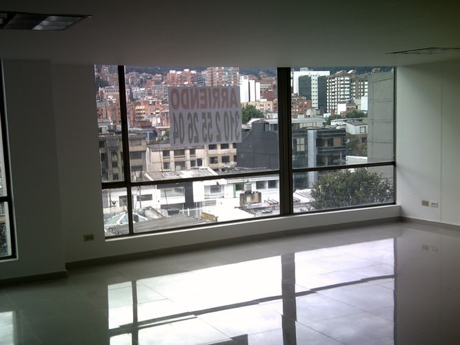 Oficina en  Venta en El Lago, Bogotá - Imagen 1