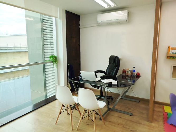 Oficina en  Venta en Los Balsos, Medellín - Miniatura 11