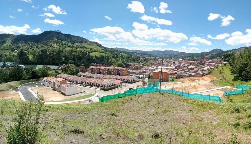 RETIRO DEL VIENTO, Casas en Venta en El Retiro - Miniatura 2