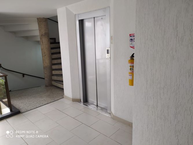 Oficina en  Venta en Santa Barbara, Bogotá - Miniatura 3