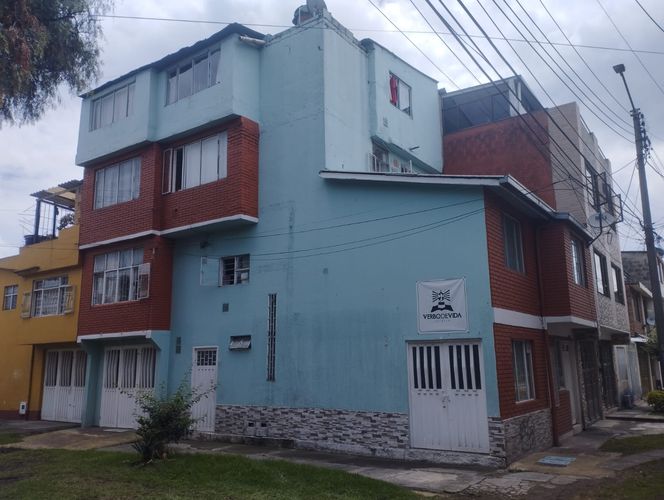 Casa en  Venta en Engativá, Bogotá - Imagen 1