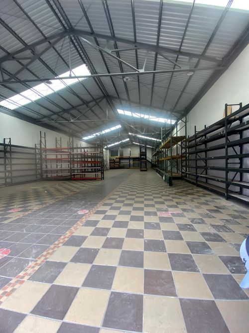 Local en  Arriendo en Los martires, Bogotá - Miniatura 2