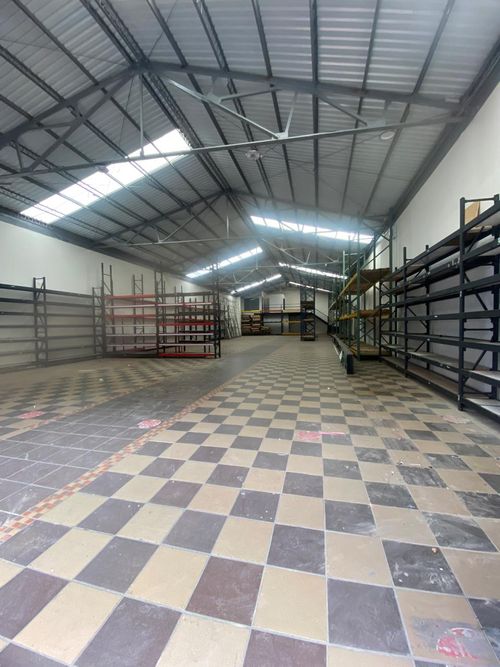 Local en  Arriendo en Los martires, Bogotá - Miniatura 11