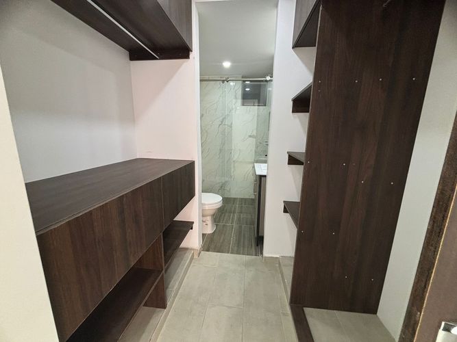 Apartamento en  Venta en Valle del Lili, Cali - Miniatura 5