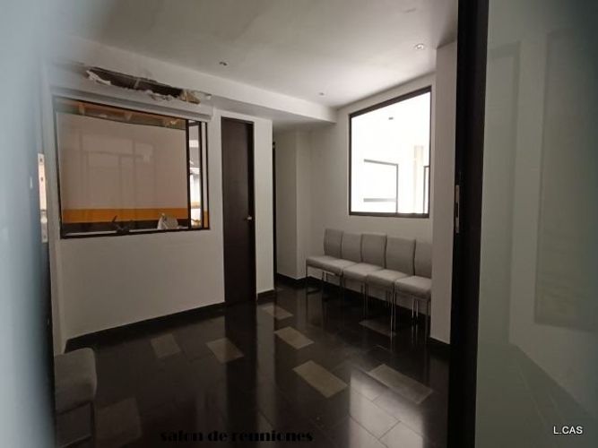 Apartaestudio en venta en Santa Barbara, Bogotá - Miniatura 17