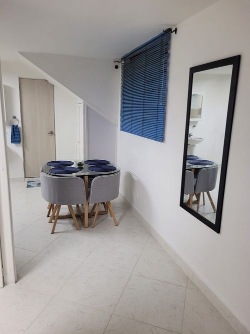 Apartaestudio en  Arriendo en Florida nueva, Medellín - Miniatura 5