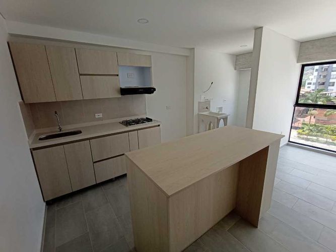 Edificio en venta en Los alamos, Pereira - Miniatura 2