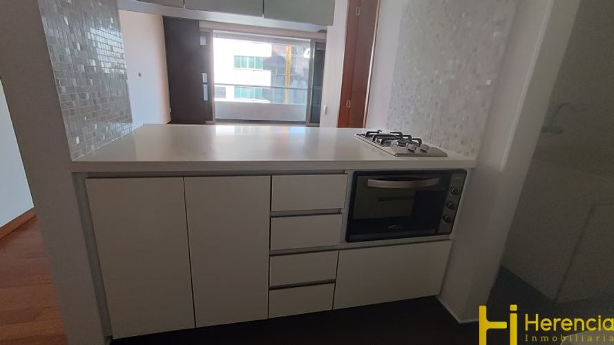 Apartaestudio en  Arriendo en Altos del poblado, Medellín - Miniatura 7