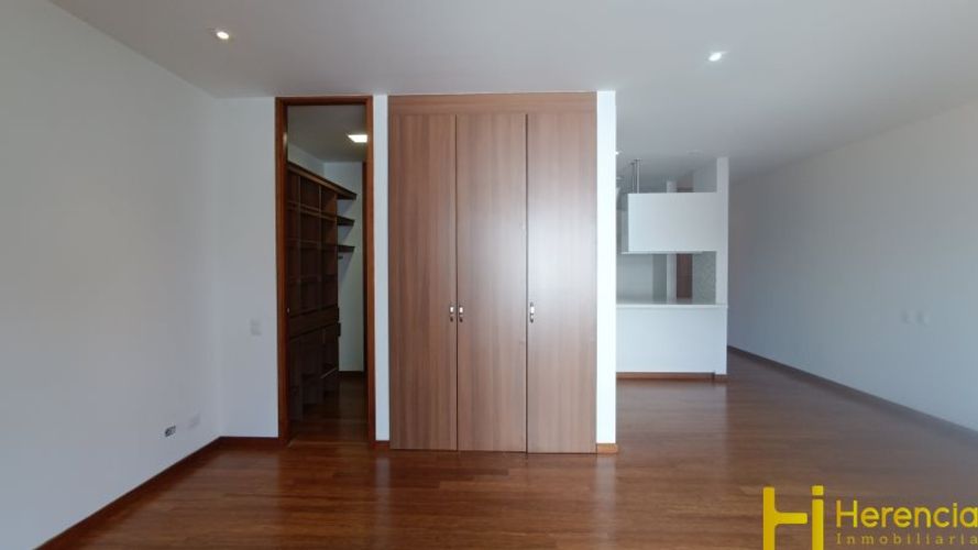 Apartaestudio en  Arriendo en Altos del poblado, Medellín - Miniatura 13