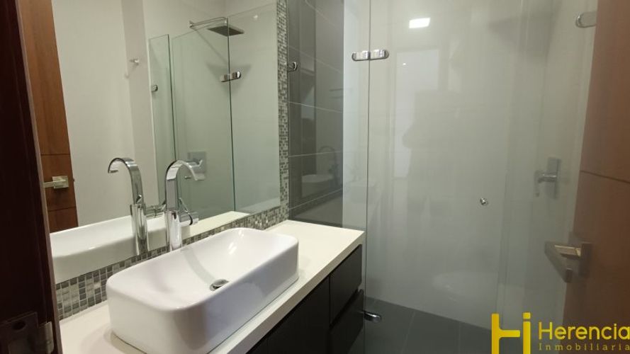 Apartaestudio en  Arriendo en Altos del poblado, Medellín - Miniatura 16