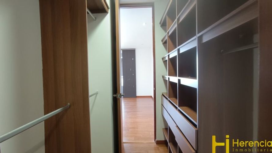 Apartaestudio en  Arriendo en Altos del poblado, Medellín - Miniatura 18