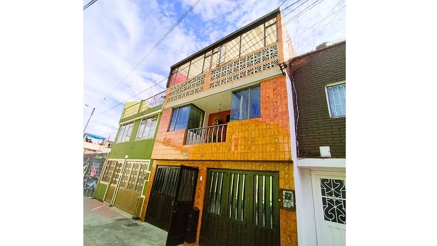 Casa en venta en Fontibon, Bogotá - Miniatura 2