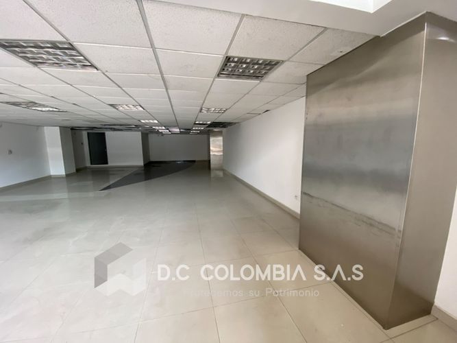 Local en  Venta en Chicó Navarra, Bogotá - Miniatura 2
