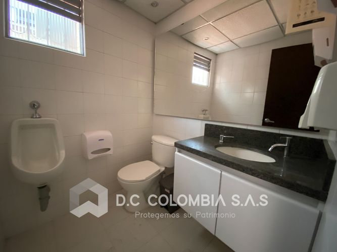 Local en  Venta en Chicó Navarra, Bogotá - Miniatura 13
