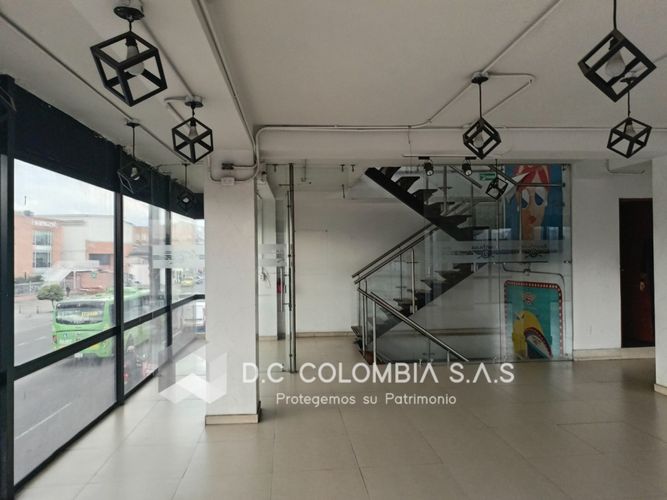 Edificio en  Arriendo en Fontibon, Bogotá - Miniatura 8