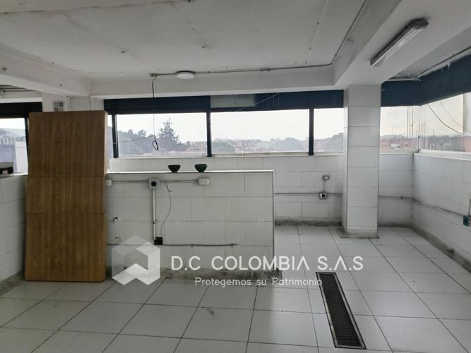 Edificio en  Arriendo en Fontibon, Bogotá - Miniatura 22