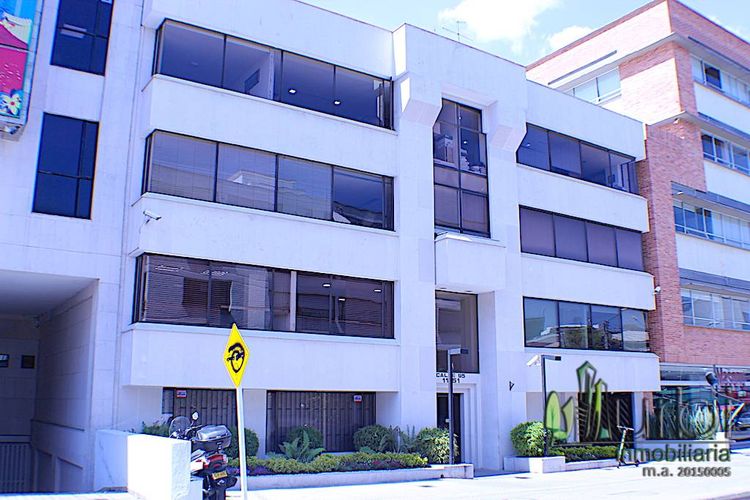 Oficina en  Arriendo en Chico norte, Bogotá - Miniatura 2