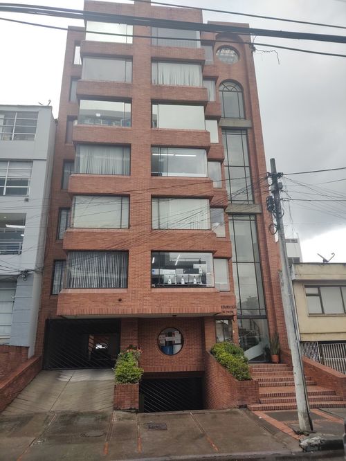 Oficina en venta en Lago gaitan, Bogotá - Miniatura 2