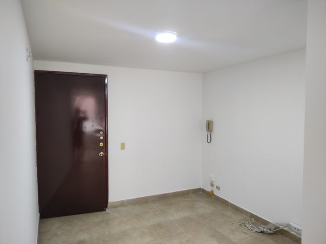 Oficina en venta en Lago gaitan, Bogotá - Miniatura 5