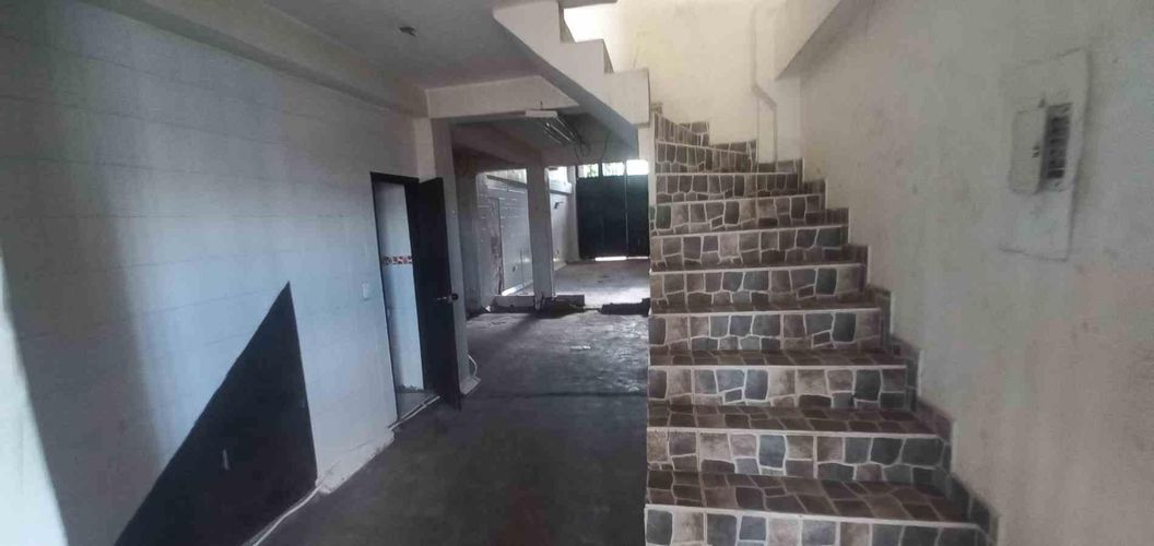 Edificio en  Venta en Tres esquinas, Armenia - Miniatura 2