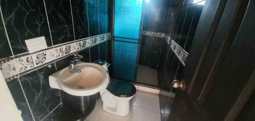 Edificio en  Venta en Tres esquinas, Armenia - Miniatura 12