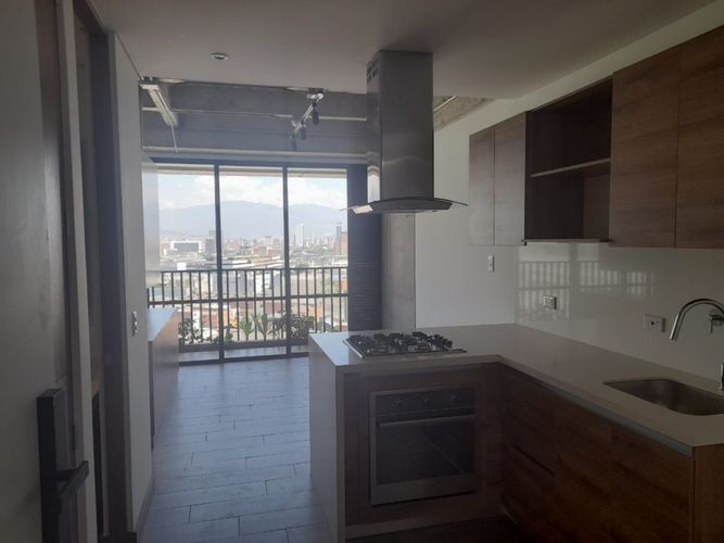 Apartaestudio en  Arriendo en Laureles, Medellín - Imagen 1