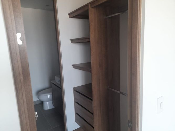 Apartaestudio en  Arriendo en Laureles, Medellín - Miniatura 8