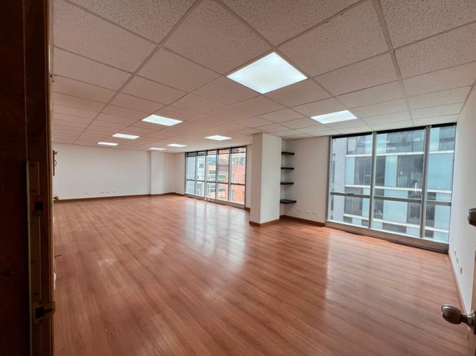 Oficina en  Venta en Santa Barbara, Bogotá - Miniatura 11
