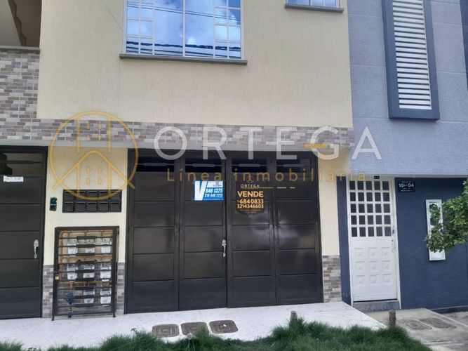 Local en  Venta en Hacienda la Meseta, Girón - Miniatura 2