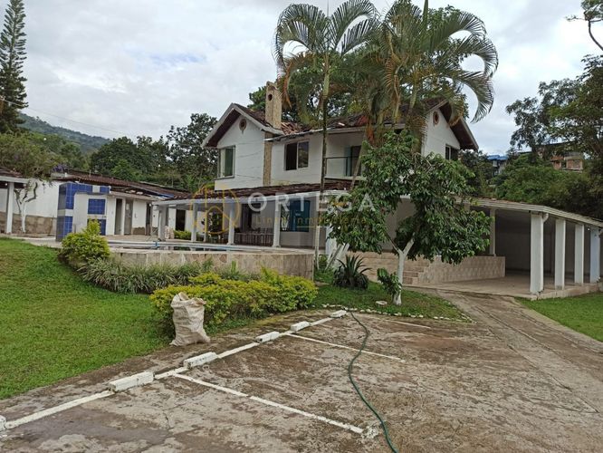 Finca en  Arriendo en Casiano, Floridablanca - Miniatura 2