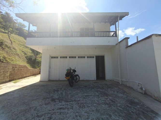Finca en arriendo en El salado, Guarne - Imagen 1