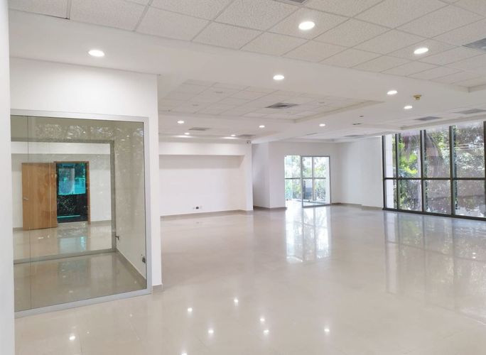 Oficina en  Venta en El Poblado, Medellín - Miniatura 11