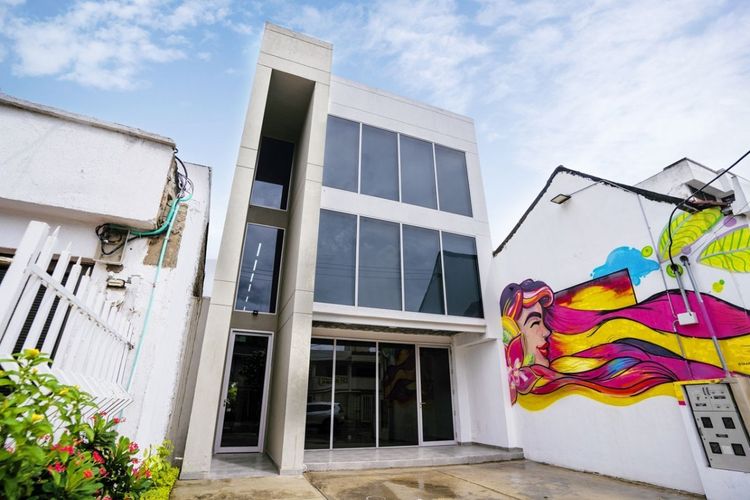 Edificio en  Arriendo en Manga, Cartagena - Imagen 1