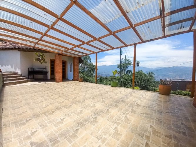 Finca en  Arriendo en Montessori, Envigado - Miniatura 16
