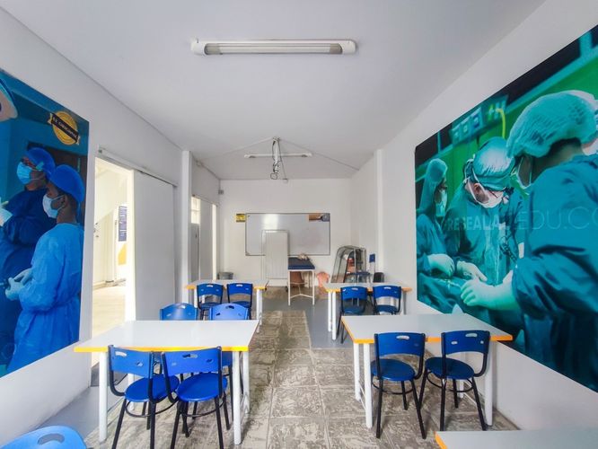 Local en  Arriendo en Prado, Medellín - Imagen 1