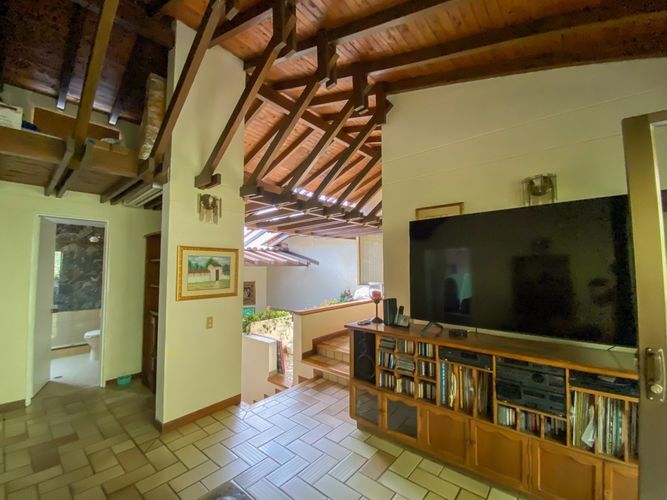 Finca en  Arriendo en Loma del Esmeraldal, Envigado - Miniatura 3