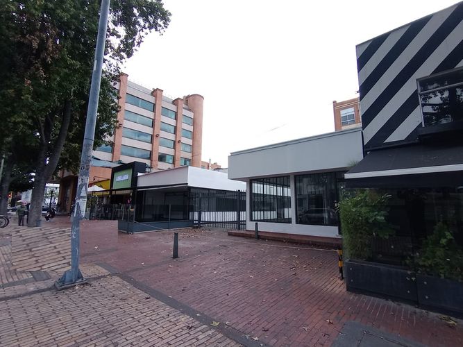 Local en  Arriendo en Chicó Navarra, Bogotá - Miniatura 3