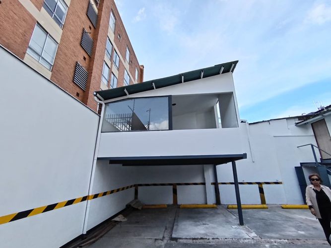 Local en  Arriendo en Chicó Navarra, Bogotá - Miniatura 8